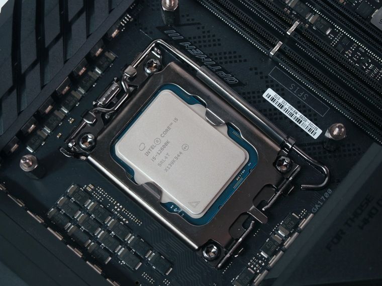 Процесор Intel Core i5 12600K 3.7GHz (20MB, Alder Lake, 125W, S1700) Box (BX8071512600K) BX8071512600K фото